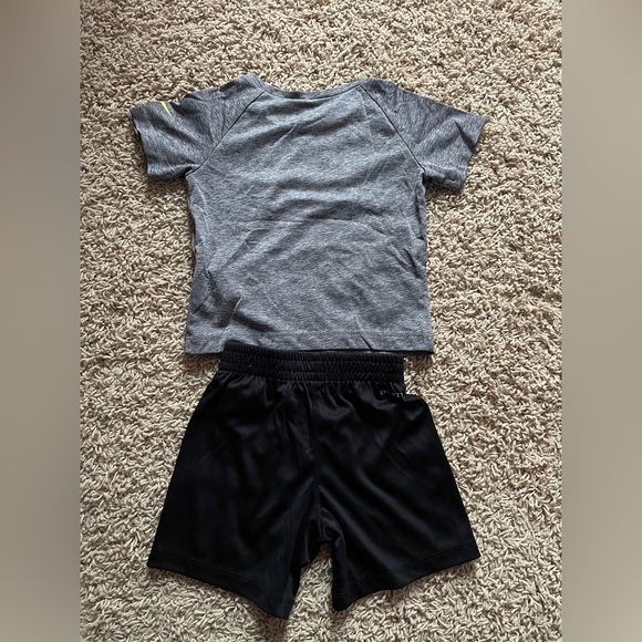 Nike Dri-FIT Toddler Set (24M) - Picture 3 of 4